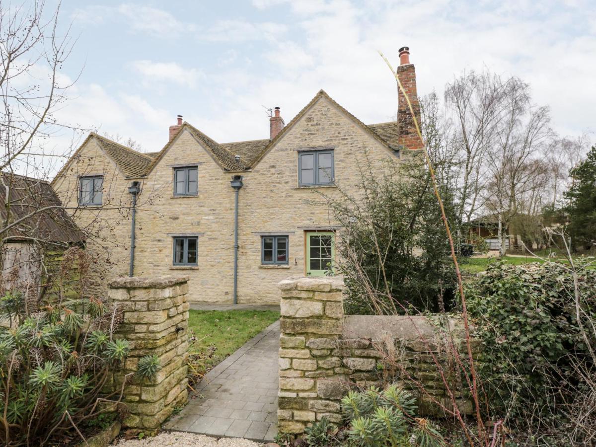 High Cogges Farm Holiday Cottages Witney Dış mekan fotoğraf
